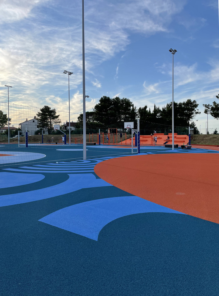 Sports Field of Elementary School Marija i Lina - 5474