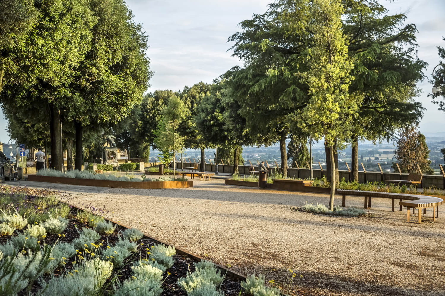 Piazza Matteotti Public Gardens Pool landscape - 20550