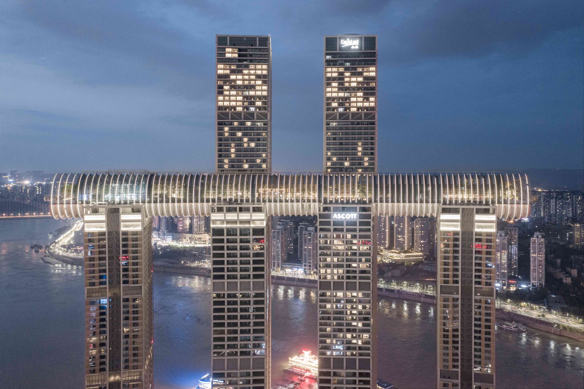 6 Spectacular Skybridges Uplifting the Urban Landscape - 14222