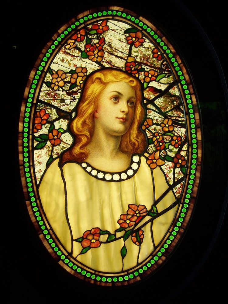 Enriching Architecture Stained Glass - 5559
