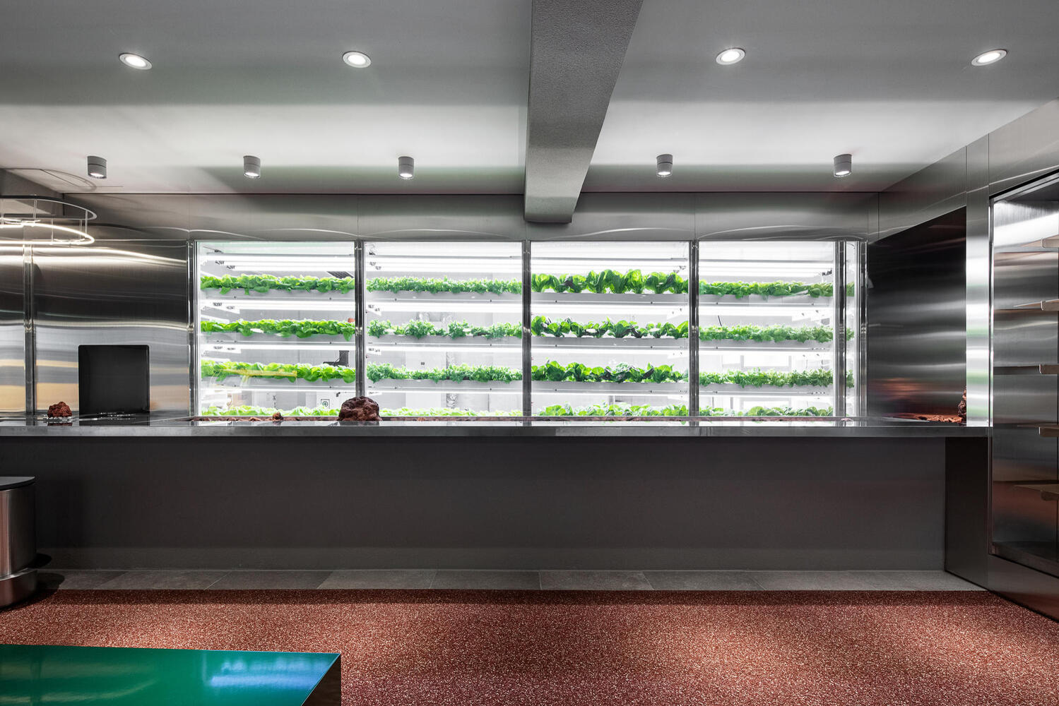 How to Use Vertical Farming for Sustainable Living - 14216