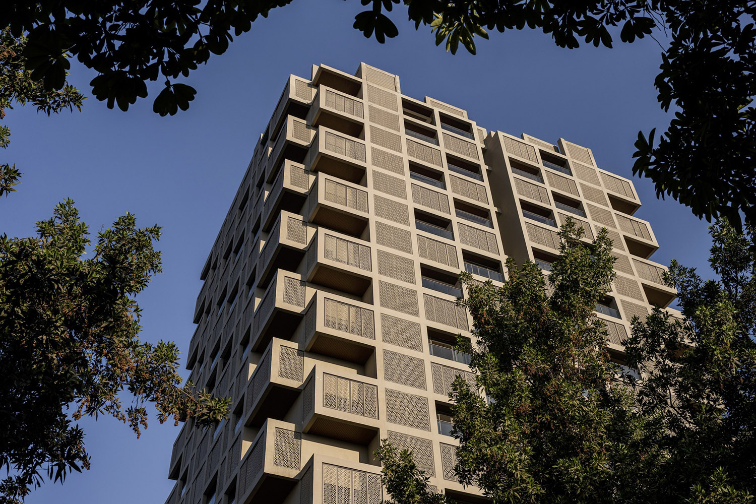 screen 504 residential building sanjay puri architects - 25063