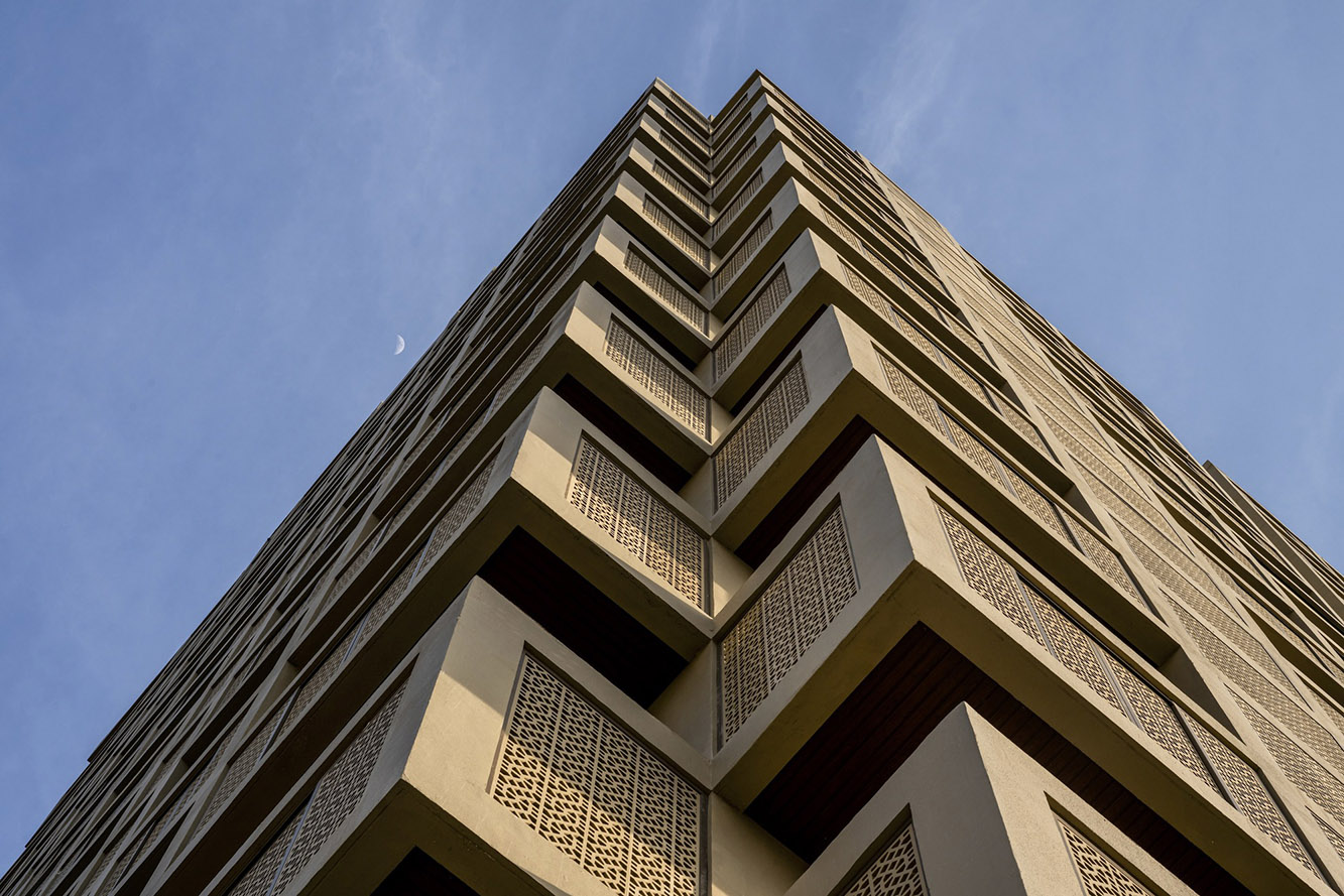 screen 504 residential building sanjay puri architects - 25072