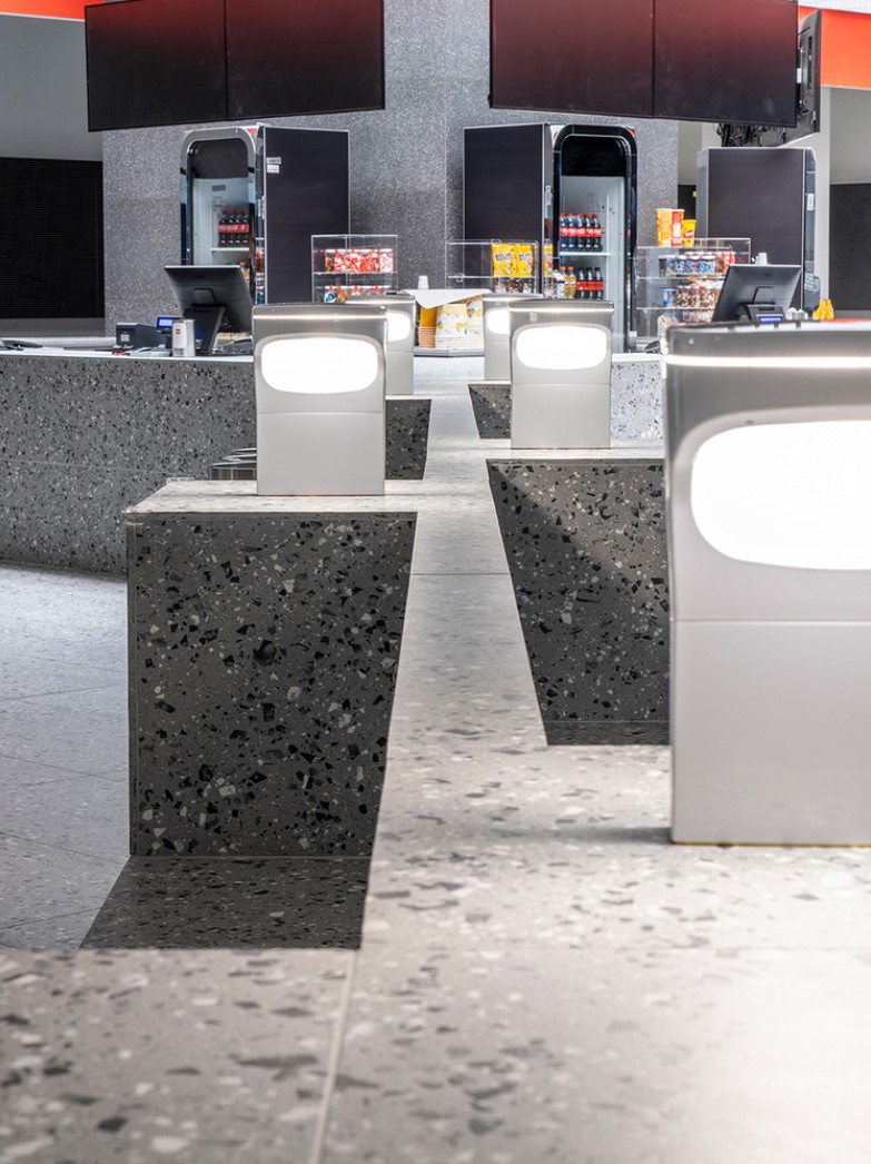 Innovative Ceramic Surfaces for a Healthy Return to Movie Theaters - 5421