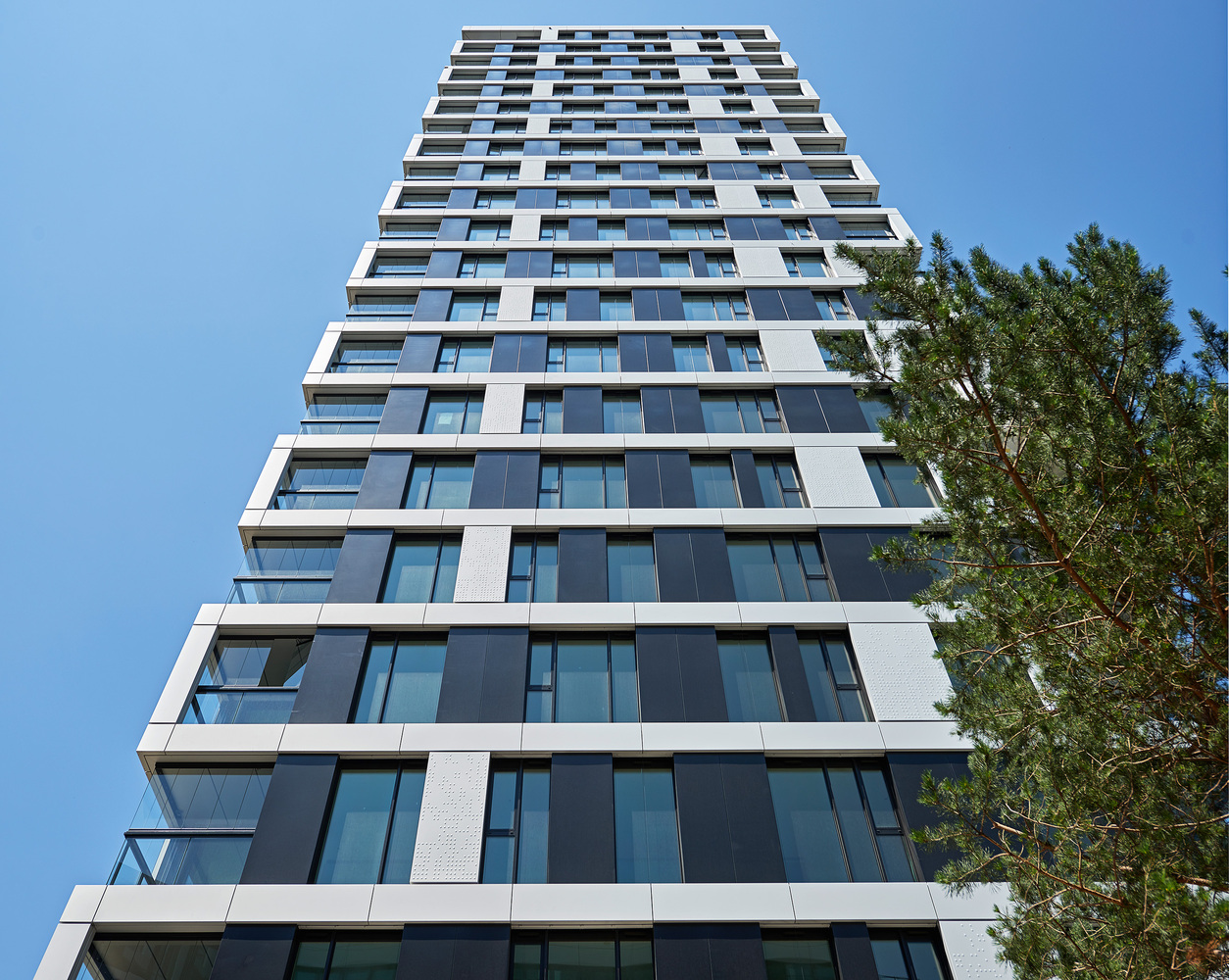 Glazed Façades and How They Protect Against Wind Cold and Noise - 10871