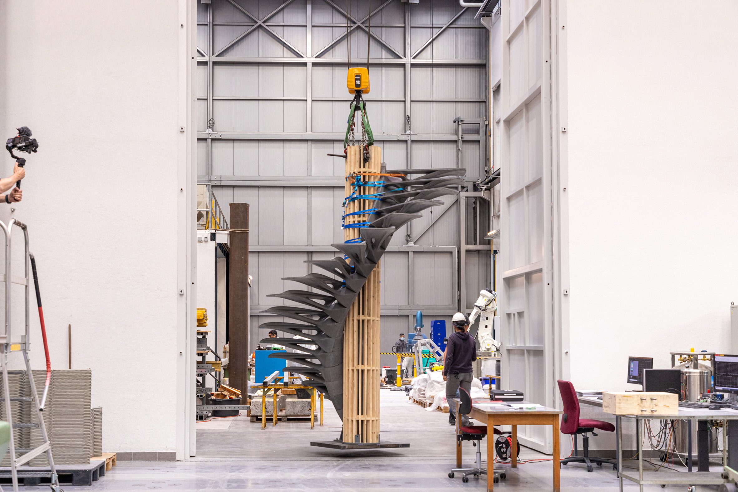 ETH Zurich explores novel fabrication method for light and reusable concrete staircase - 21997