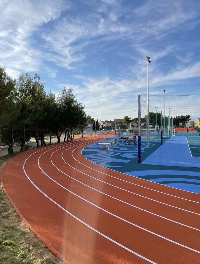 Sports Field of Elementary School Marija i Lina - 5472