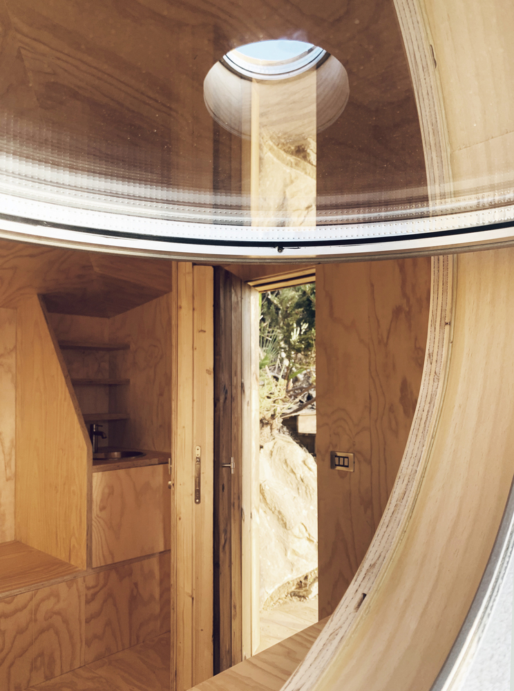 Functional And Symbolic Circular Skylights in Homes and Public Buildings - 10732