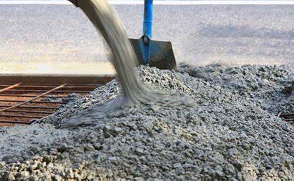 رکوردشکنی بی سابقۀ عرضه بتنِ بدون سیمان در پروژه تونل های شبکه ملی برق لندنRecord breaking pour of cement free concrete delivered on National Grid’s London Power Tunnels project