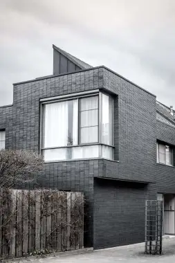 exploring the benefits and challenges of modular construction - 14149