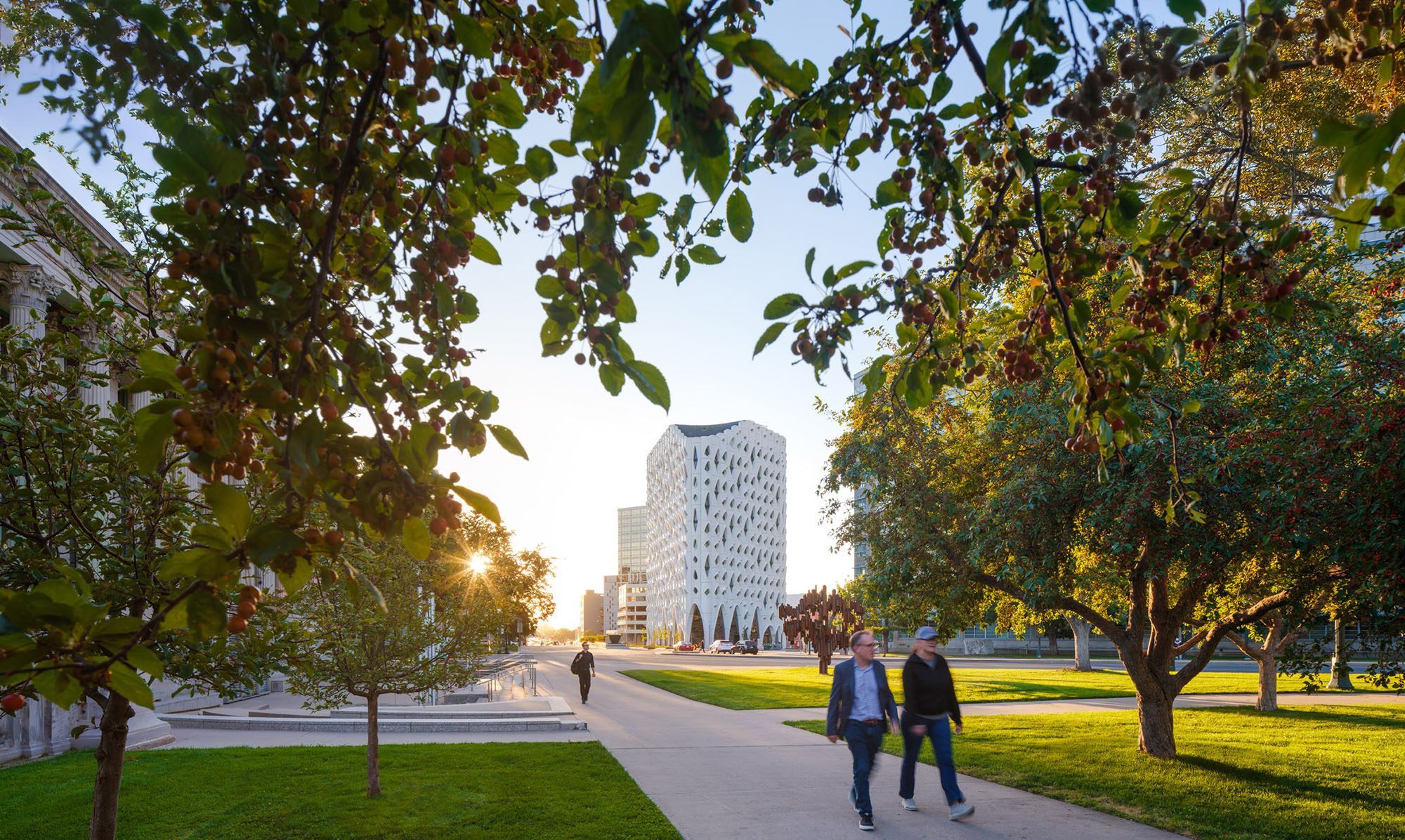 studio gang wraps hotel in perforated facade informed by Aspen trees - 22190