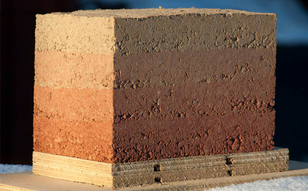 تعامل بین رنگ‌های طبیعی خاک رس و رنگدانه های مصنوعیDesigning the Appearance of Rammed Earth Walls The Interplay Between Natural Clay Colors and Pigmentation